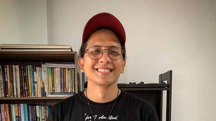 Raditya Oloan Tutup Usia