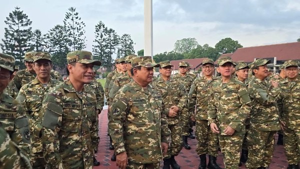 Prabowo ‘Doktrin’ Menterinya soal Kesetiaan dan Kedisiplinan
