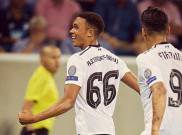 Ternyata Ini Alasan Klopp Menyuruh Alexander-Arnold Mengambil Tendangan Bebas 