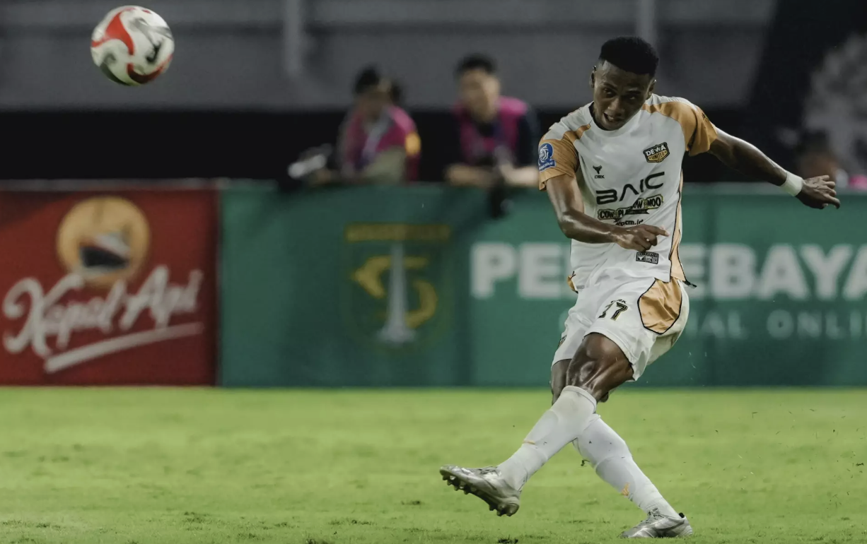 Alta Ballah Bersyukur Dewa United FC Curi Poin dari Persebaya dalam Kondisi Timpang