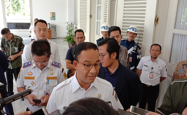 Anies minta warga pantau bahan pokok lewat aplikasi warisan Ahok 