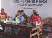 JNE Tidak Menimbun, Tapi Mengubur Beras yang Rusak