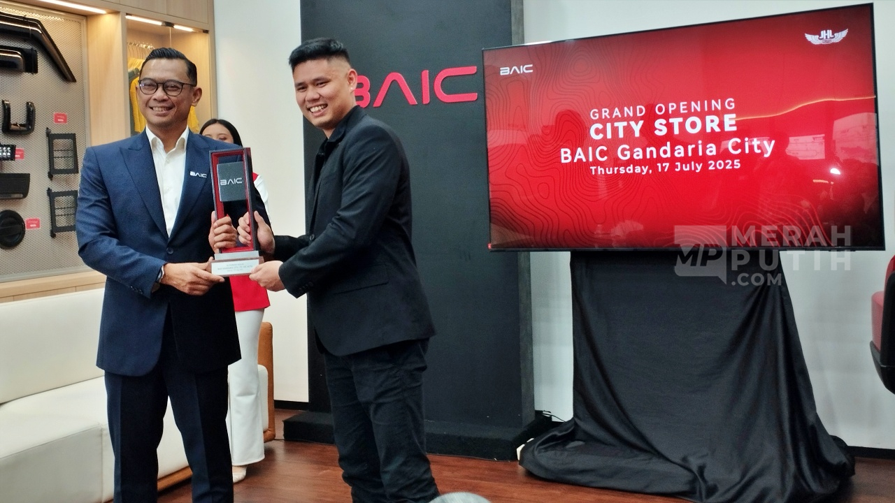 BAIC Resmikan Dealer 1S Pertama di Jakarta Lewat City Store Gandaria City