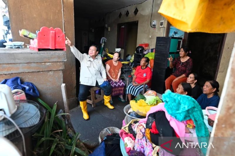 Prabowo Langsung ke Bali dari Abu Dhabi, Dengarkan Curhat Korban Banjir
