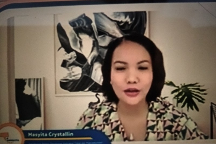 Staf Khusus Bidang Perumusan Kebijakan Fiskal dan Makroekonomi, Kemenkeu, Masyita Crystalin dalam diskusi daring bertema "Digital Transformation to Accelerate Indonesia's Economic Growth" di Jakarta, Senin (23/11/2020). ANTARA/ Zubi Mahrofi.