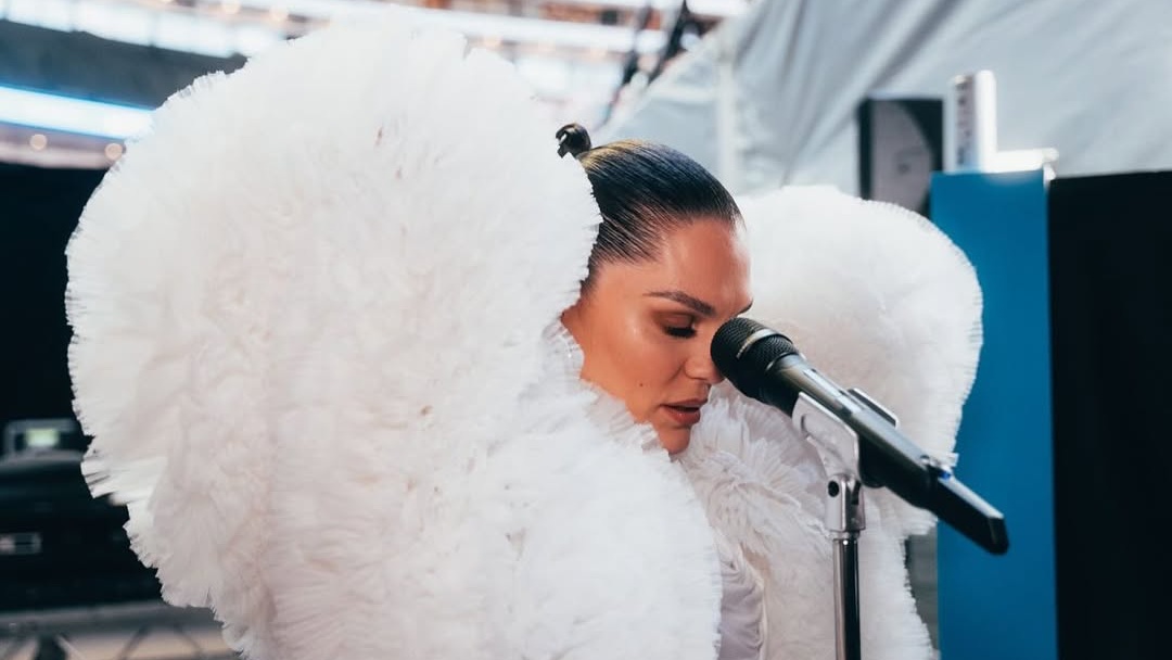 Jessie J Lepas Versi Intim Dua Single Terbaru, Tampilkan Kedekatan dengan Putranya