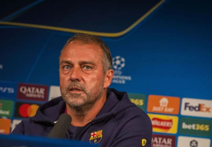 Pelatih Barcelona Hansi Flick Membantah Isu Perpecahan Internal terkait Persoalan Lamine Yamal