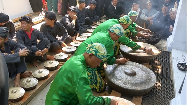 Siraman Gong Sekaten Sudah Digelar Sejak Zaman Sunan Gunung Jati