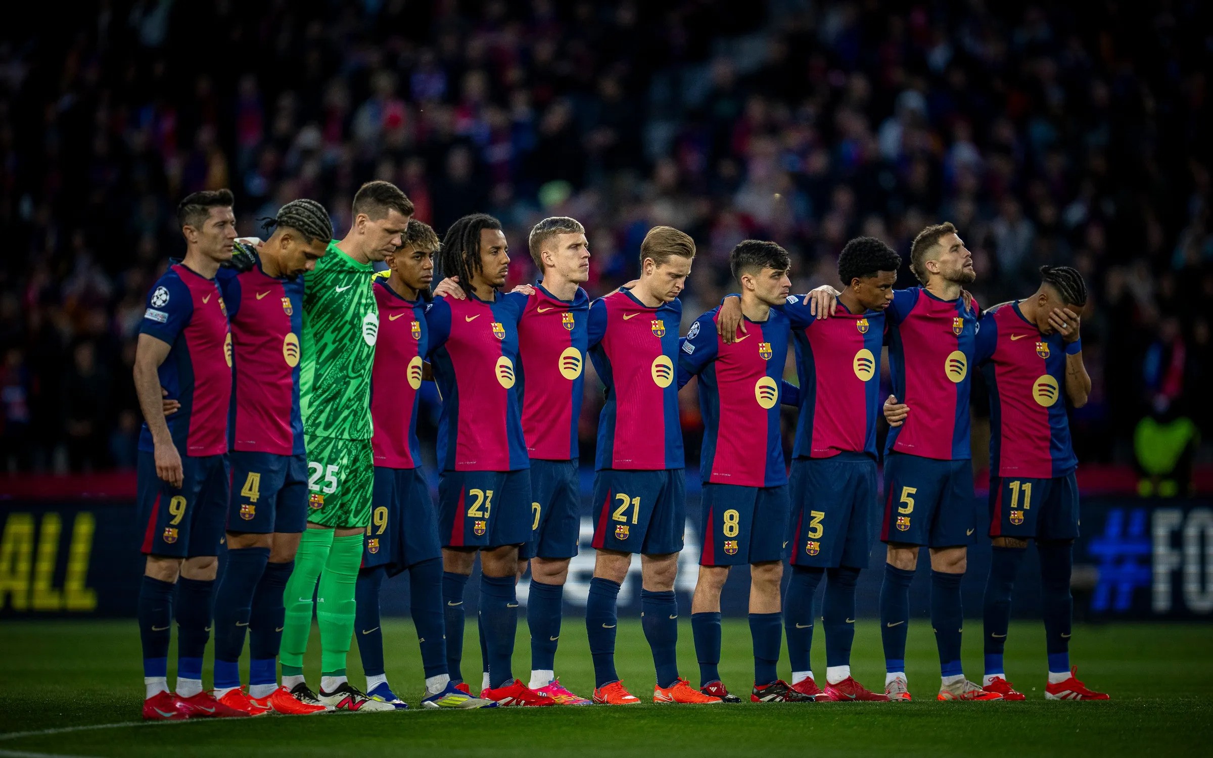 Lolos ke Perempat Final Liga Champions, Barcelona Dedikasikan Kemenangan untuk Carles Minarro