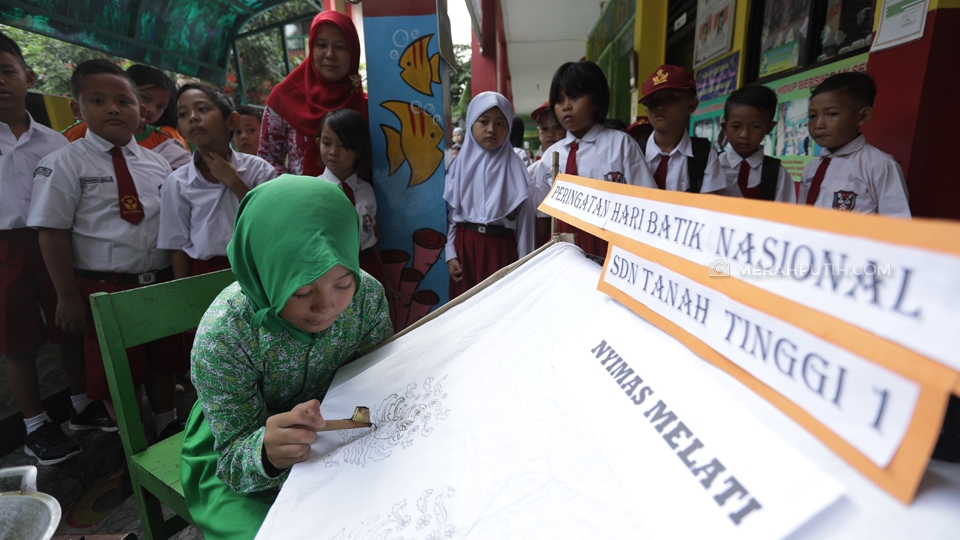 Peringatan Hari Batik Nasional