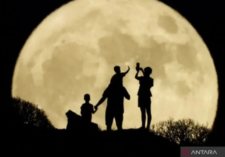 Malam Ini Puncak Fenomena Hunter Moon, BMKG Pastikan Aman 