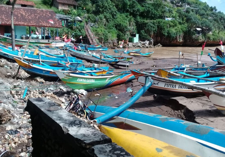  Wisatawan Diimbau Berhati-hati Wisata ke Pantai Selatan