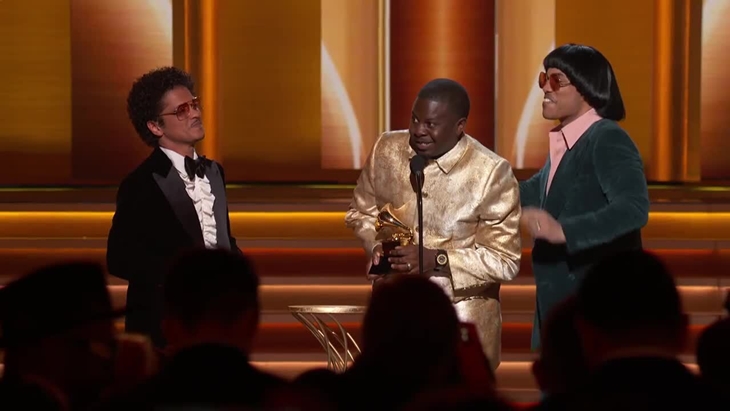 'Leave the Door Open' Silk Sonic Borong Penghargaan Bergengsi di Grammy 2022