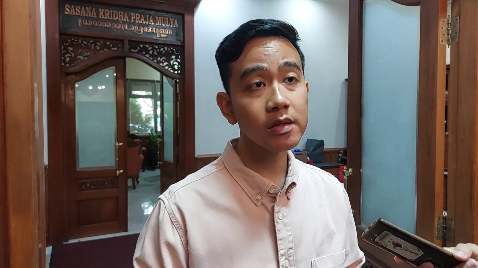 ASN Boyolali Ngaku Ditekan Buat Dukung Ganjar, Gibran: Laporkan