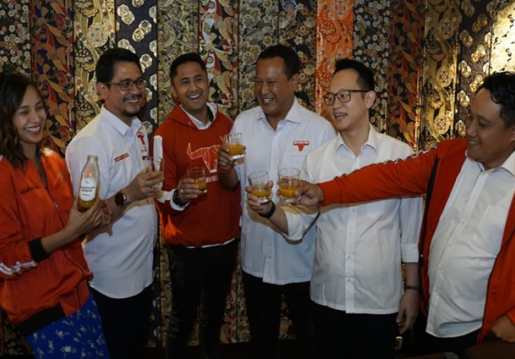 Ngobrol Santuy Minum Jamu Bersama Tokoh Muda Banteng, Kearifan Lokal Optimis Indonesia Maju
