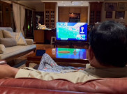 Gaya Santai Prabowo Nonton Timnas Lawan Jepang