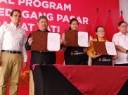 Perkuat UMKM, 100 Pedagang Pasar Induk Kramat Jati Akses KUR dan Non-KUR Bank Jakarta