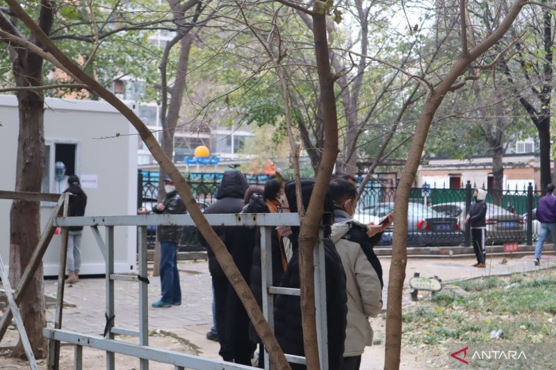 Berbagai Kota di Tiongkok Mulai Hapus Kewajiban Tes PCR