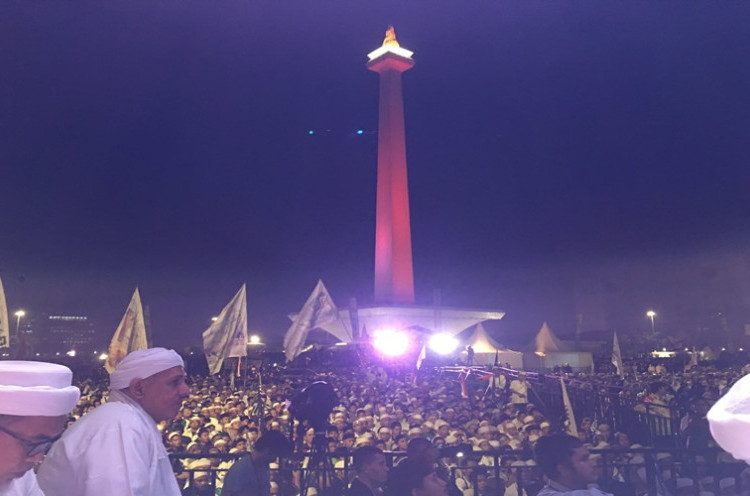 Kubu Jokowi Tuntut Bawaslu Perkarakan Aksi Munajat 212