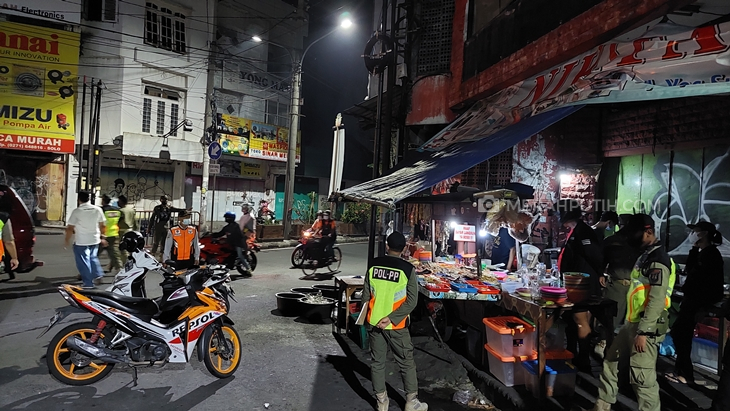 Pelanggaran Selama PPKM Level 4, Gibran: Masyarakat Mulai Banyak Beraktivitas