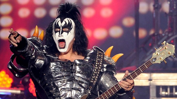 Gene Simmons, Semuanya Tentang Kekuasaan dan Uang