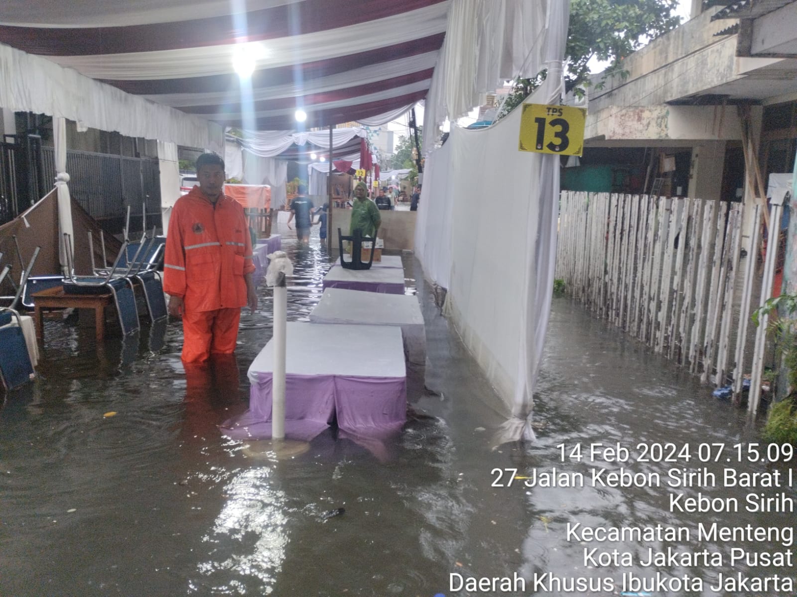 6 TPS di Jakarta Terendam Banjir, Ketinggian Capai 30 Cm di Kebon Sirih 