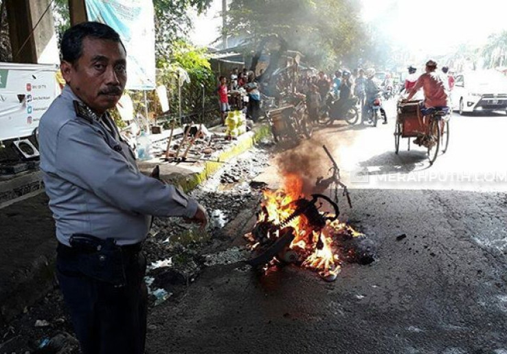 Motor Suhendro Terbakar Diduga Akibat Simpan HP di Bawah Jok 