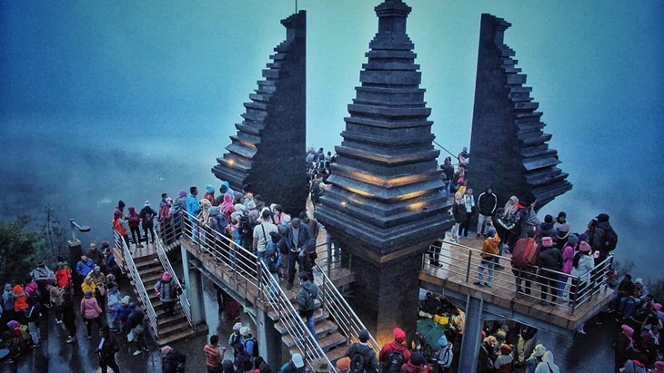 Cari Spot Instagramable dengan Latar Bromo, Destinasi Baru Ini Wajib Kamu Coba