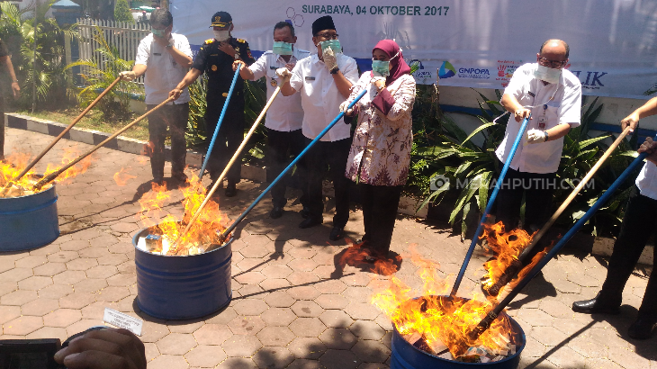 BPOM Surabaya Musnahkan Obat Ilegal Senilai 5 Miliar