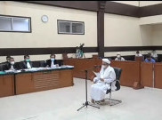 Majelis Hakim PN Jaktim Tolak Nota Keberatan Rizieq Kasus Megamendung