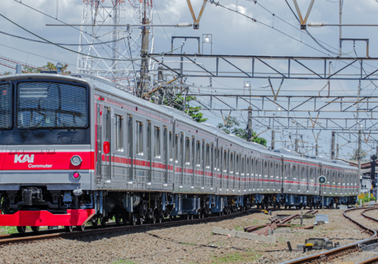 Perayaan HUT TNI Dihadiri 940 Ribu Orang, Penumpang KRL Bisa Gunakan Stasiun Alternatif ini