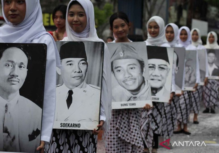 Lupakan Dulu Sisi Kontroversialnya! PP Muhammadiyah Minta Masyarakat Fokus pada Jasa-Jasa Soeharto Demi Kepentingan Bangsa dan Negara