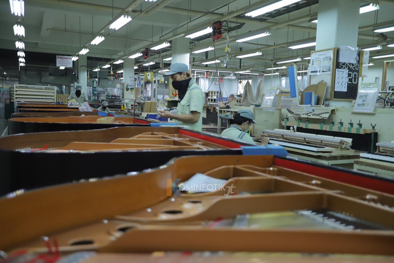 Karyawan Positif Corona, Izin Operasi PSBB Yamaha Music Manufacturing Melayang