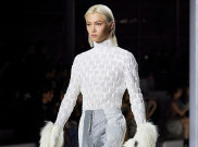 Debut jadi Model, Felix Stray Kids Tampil Menawan di Show Louis Vuitton PFW 2024