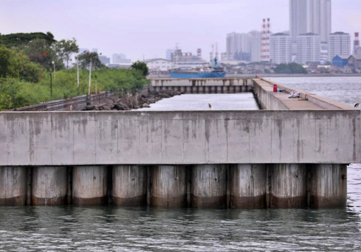 Tanggul NCICD Ancol Barat Hampir Rampung, Pramono Targetkan Jakarta Utara Bebas Banjir Rob