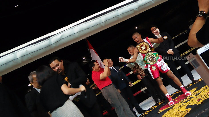 Kanvaskan Petinju Thailand, James Mokoginta Rebut Sabuk WBA dan WBC Asia Champion