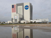 NASA Tunda Peluncuran Roket ke Bulan