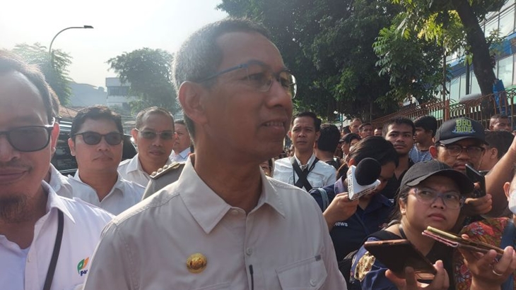 Mulai Hari Ini Pj Heru Pakai Mobil Dinas Hybrid