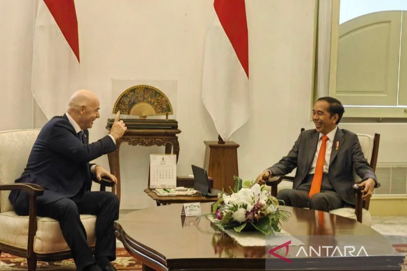 Kesepakatan Jokowi-FIFA Langkah Strategis Perbaikan Sepakbola Indonesia