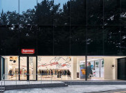 Toko Resmi Supreme Hadir di Seoul