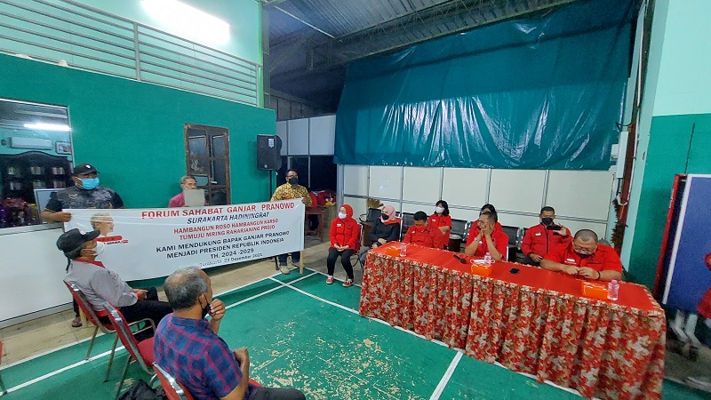 Relawan Ganjar Datangi DPC PDIP Solo Serahkan Mandat Dukungan Capres 2024