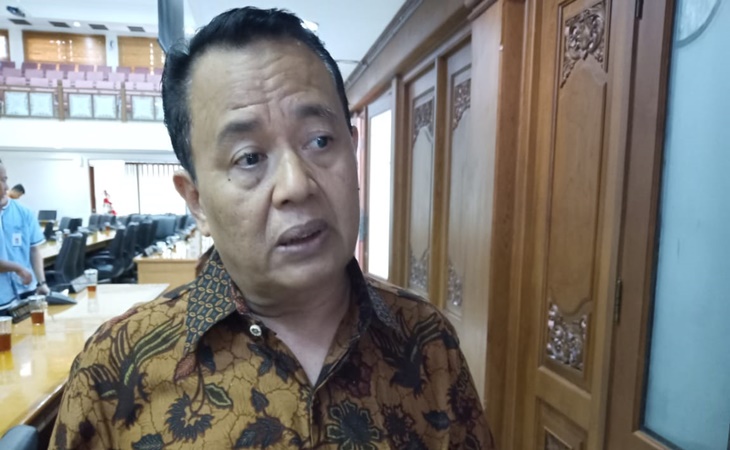 Sekretaris DPW PAN Jateng Umar Hasyim minta spanduk Purnomo segera dicopot