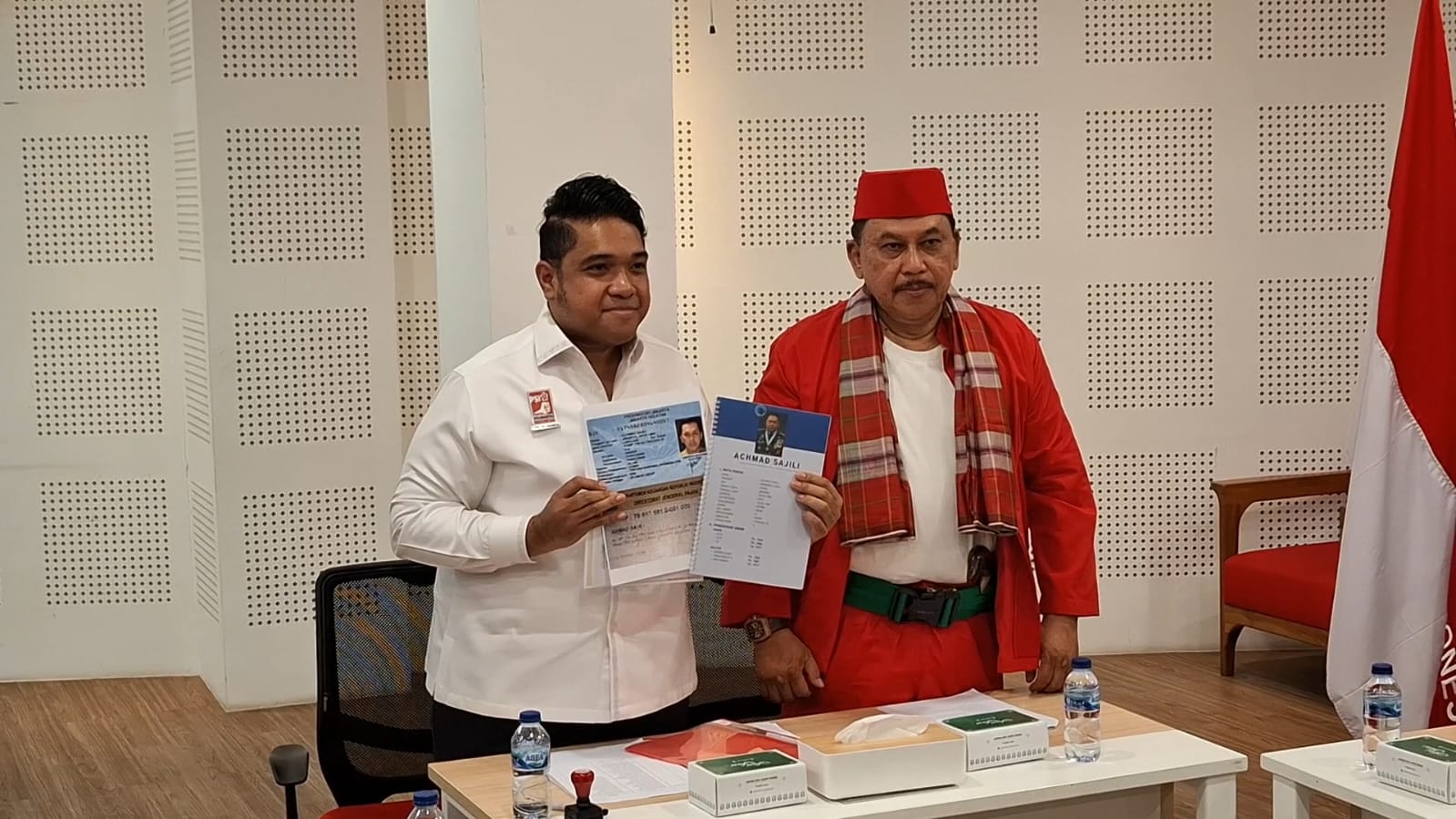 Ahmad Sajili Kembalikan Formulir, PSI Jakarta Buka Pendaftaran Sampai Juli