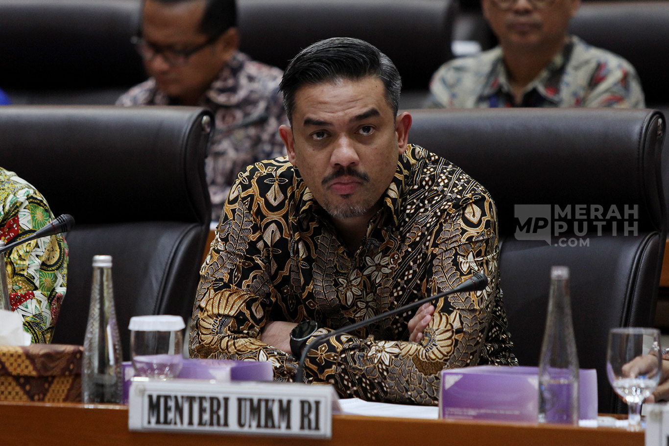 Raker Menteri UMKM Maman Abdurrahman dengan Komisi VII Bahas Rencana Kerja Anggaran 2026