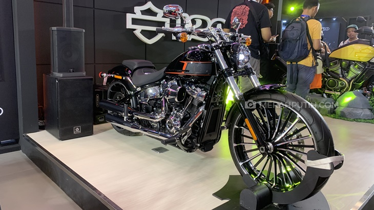 AP Gagal Selundupkan Suku Cadang Harley Masuk Indonesia Lewat Batam