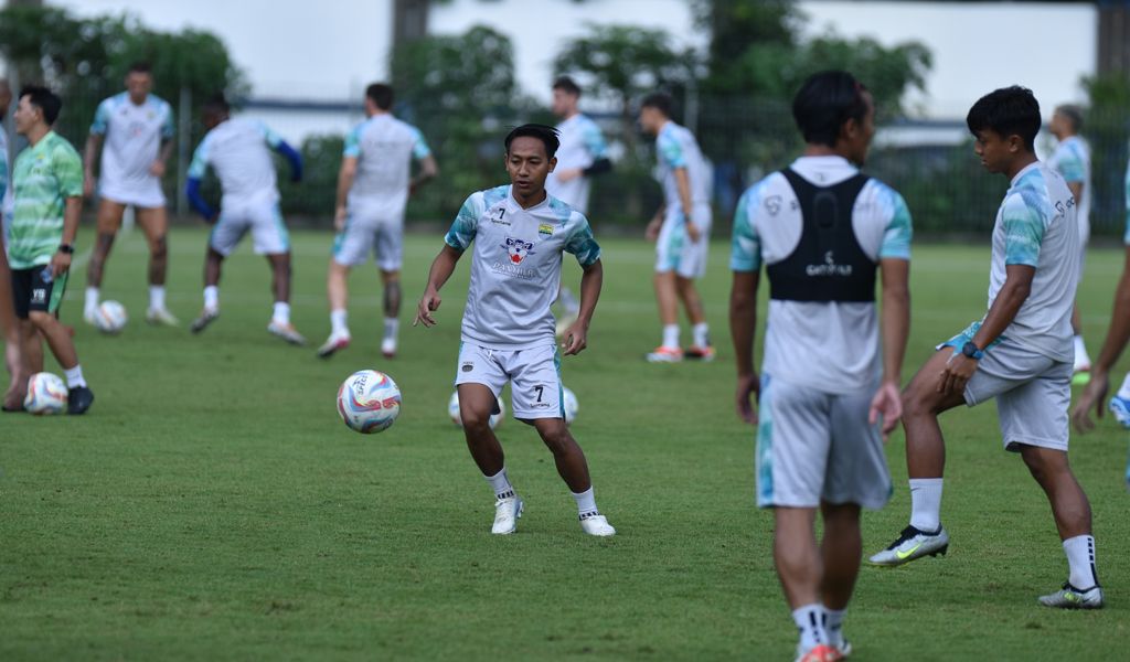 Bojan Hodak Ungkap Kesiapan Fisik dan Mental Skuad Persib Menghadapi Persija