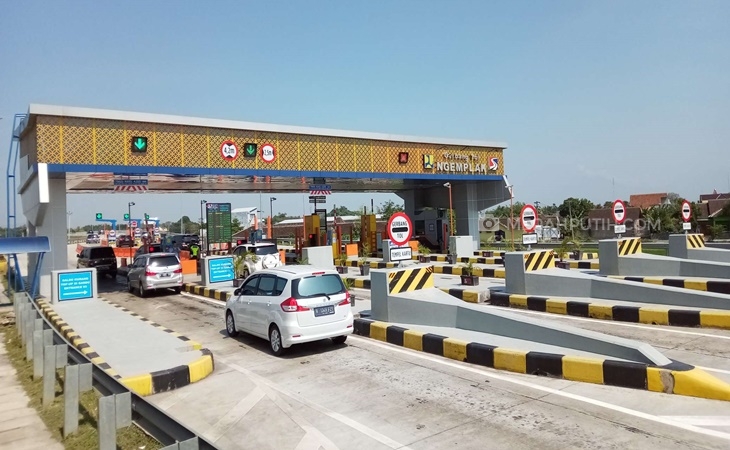 Sekitar 424.670 Kendaraan Melintas di Jalan Tol Solo-Ngawi Saat Libur Natal 2019