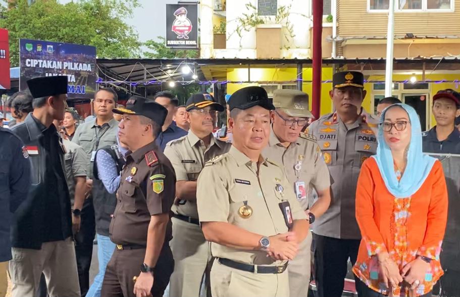 Pantau 2 Lokasi TPS pada H-1 Pencoblosan Pilkada, Pj Teguh: Semua Siap, Situasi Kondusif