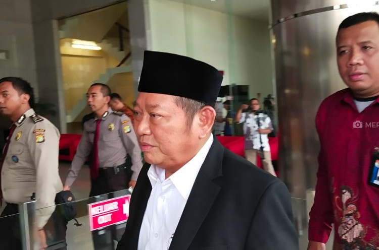 Ditahan KPK, Bupati Saiful Ilah Klaim Nggak Salah Tapi Minta Maaf ke Warga Sidoarjo