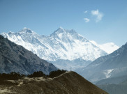 Gunung Everest Bertambah Tinggi 50 Meter, ini Penyebabnya